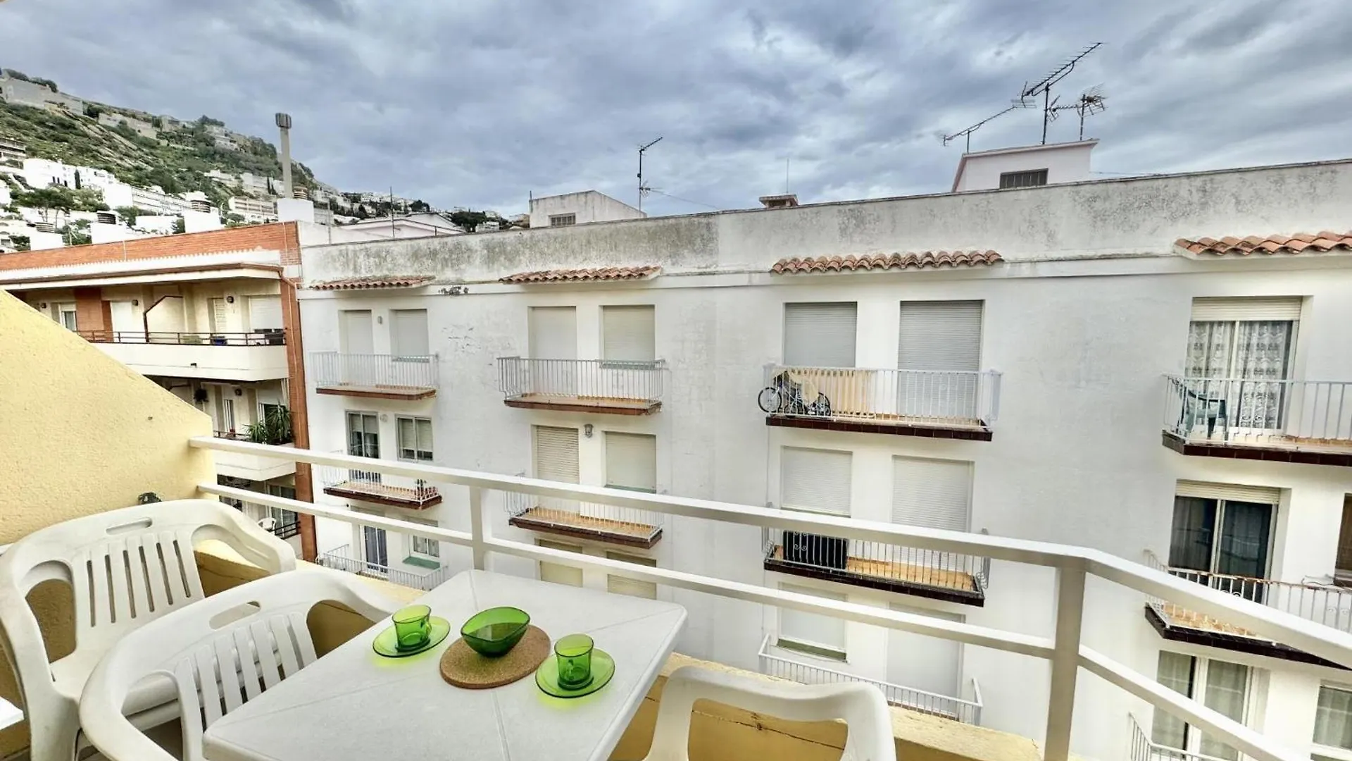Eugeni Apartment Roses Spain